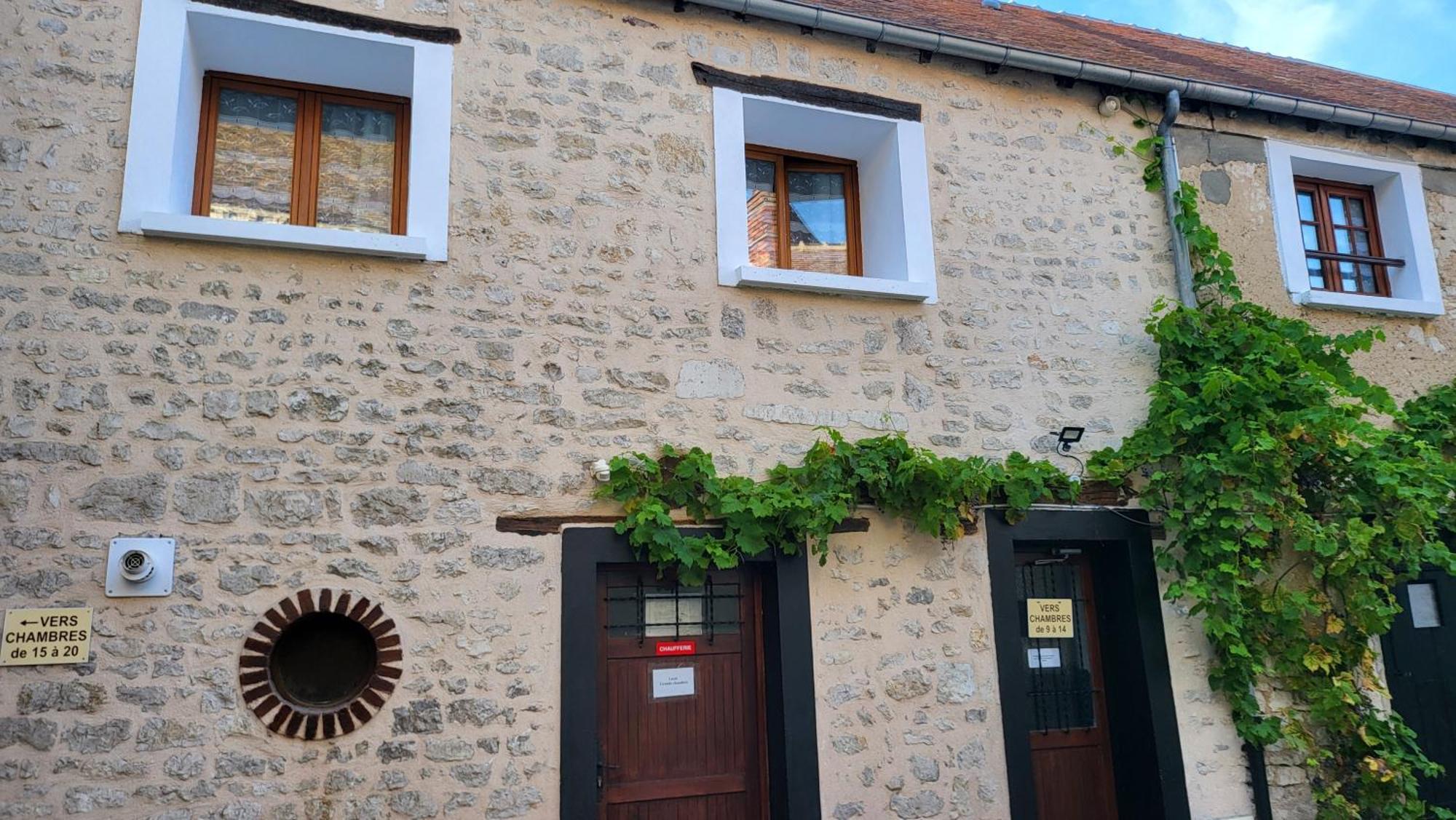 A La Vielle Halle Souppes-sur-Loing Exterior photo
